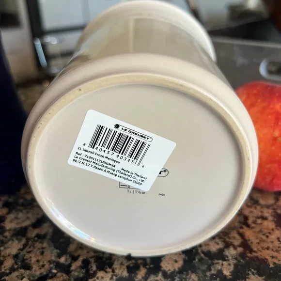 Brand New - Le Creuset Utensil Holder (6 color options) - Picture 13 of 13